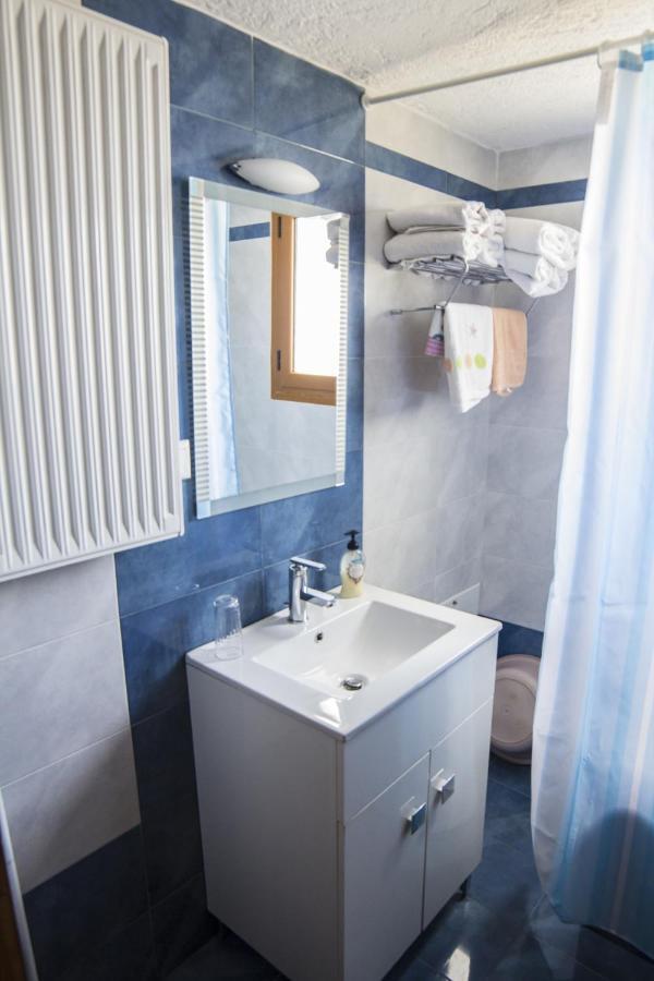 Bay View Apartments Sitia  Phòng bức ảnh
